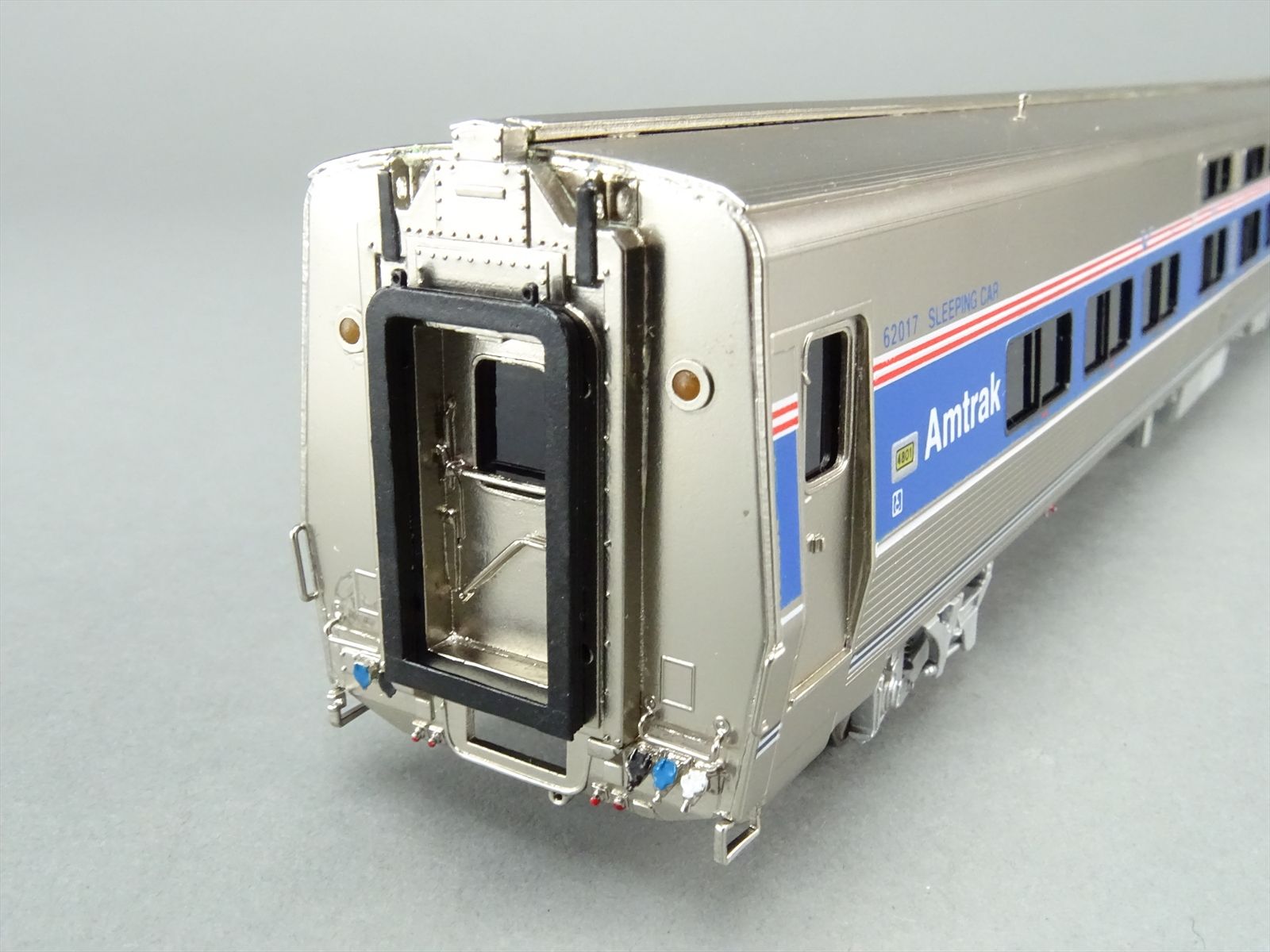 HO Brass Model - OMI 3345.1 Amtrak Viewliner Bay View #62017 Sleeper ...