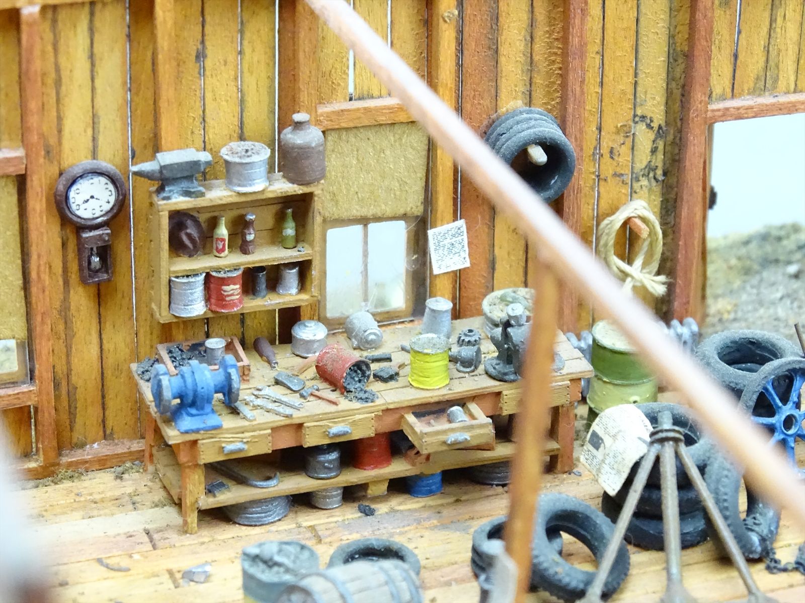 HO 1:87 FSM #130 Ezra Coopers Garage 8 x 8 Diorama - Pro-Built ...