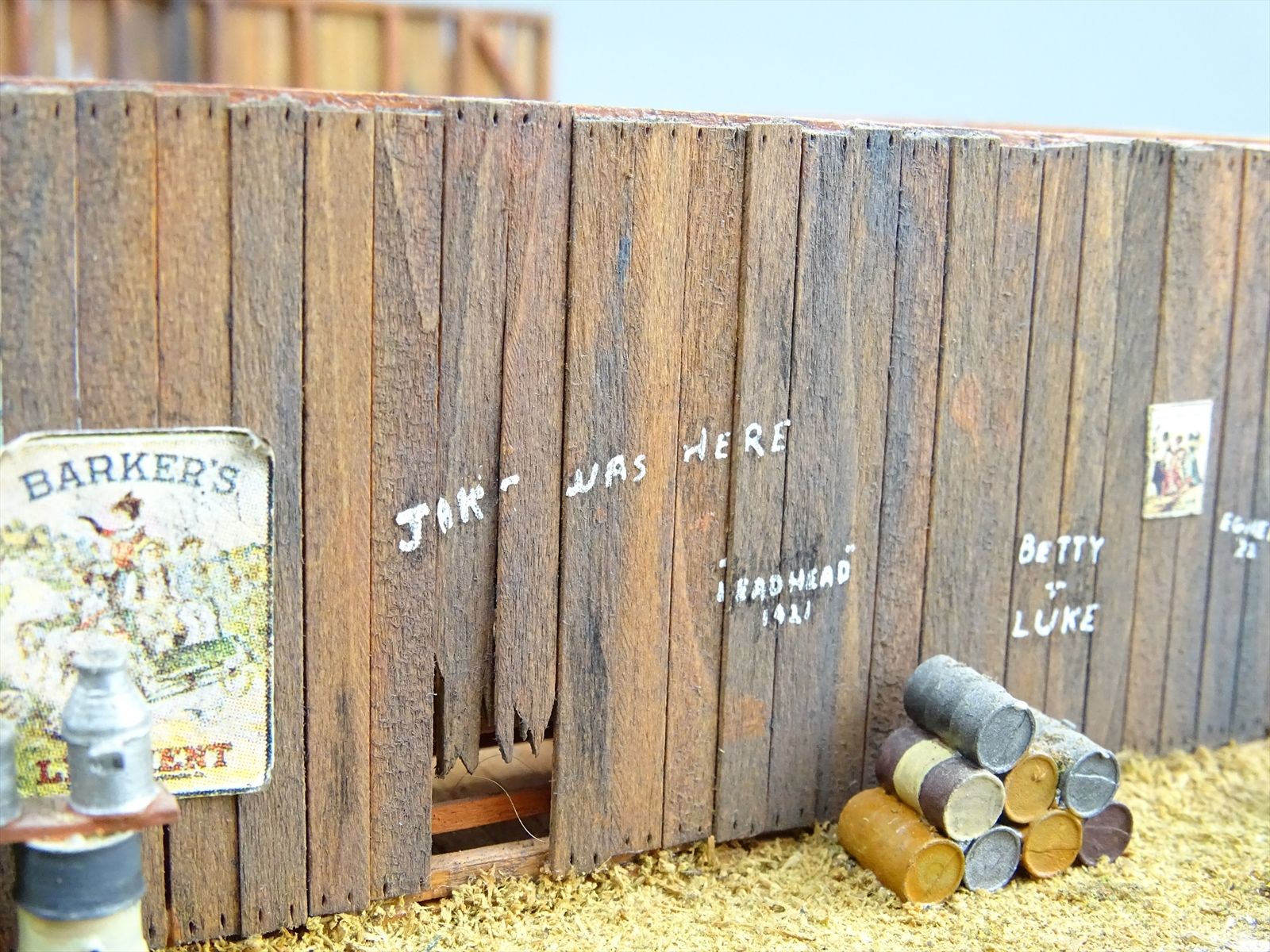 HO 1:87 FSM #130 Ezra Coopers Garage 8 x 8 Diorama - Pro-Built ...