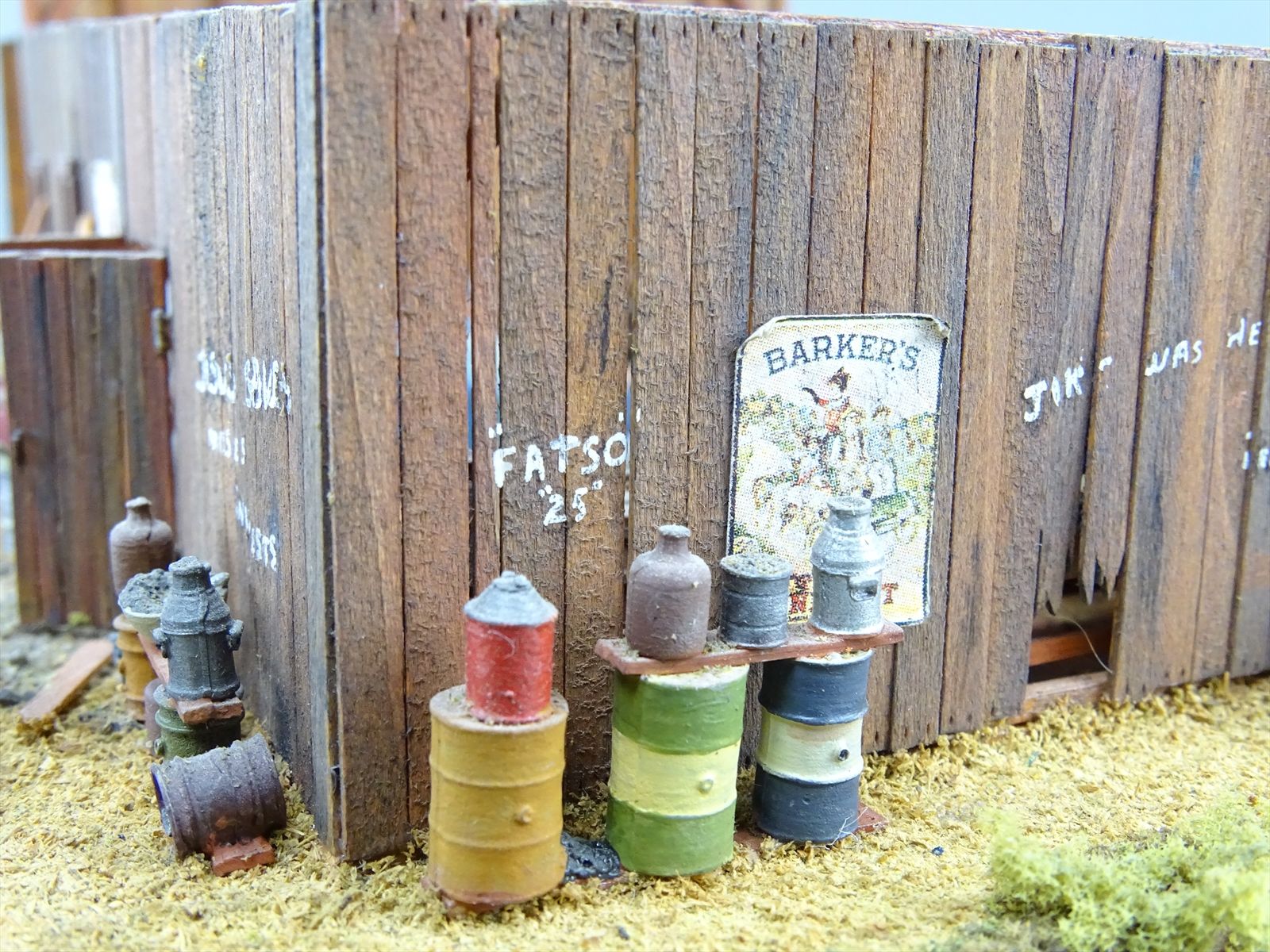 HO 1:87 FSM #130 Ezra Coopers Garage 8 x 8 Diorama - Pro-Built ...