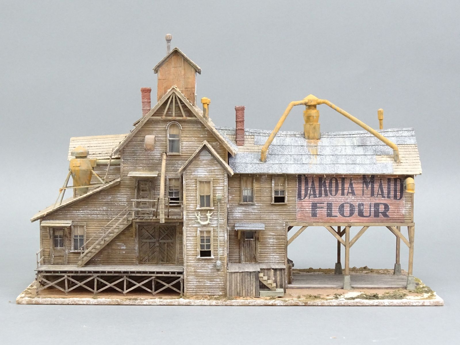 HO 1:87 FSM 11 x 5 - Fox Run Milling Co. Built Up Structure Only ...