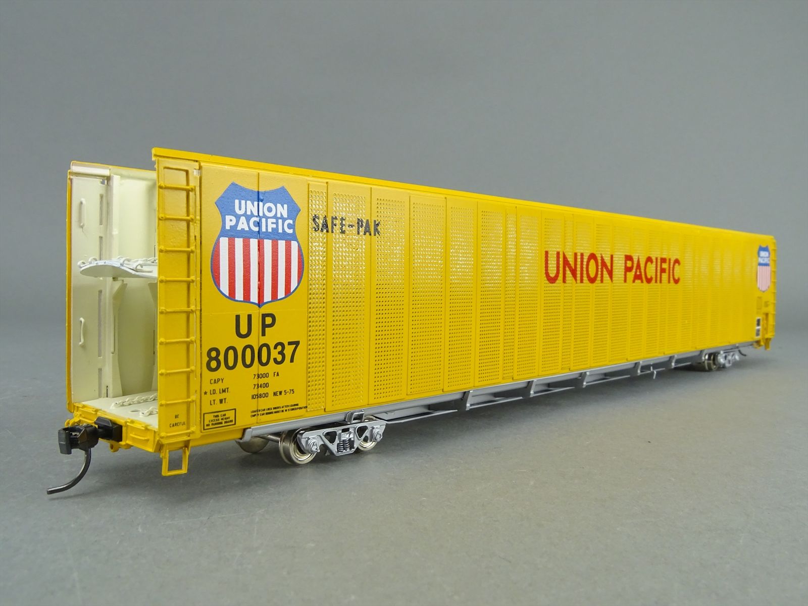 HO Brass Model - OMI 3253 UP Union Pacific Safe-T-Pack Auto Rack Bi ...