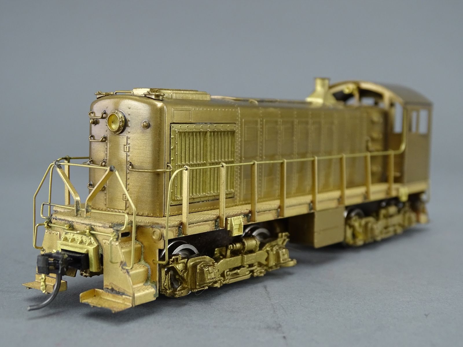HO Brass Model - ALCO D-129 S-2 1000HP Switcher - Unpainted - 1976 Run ...