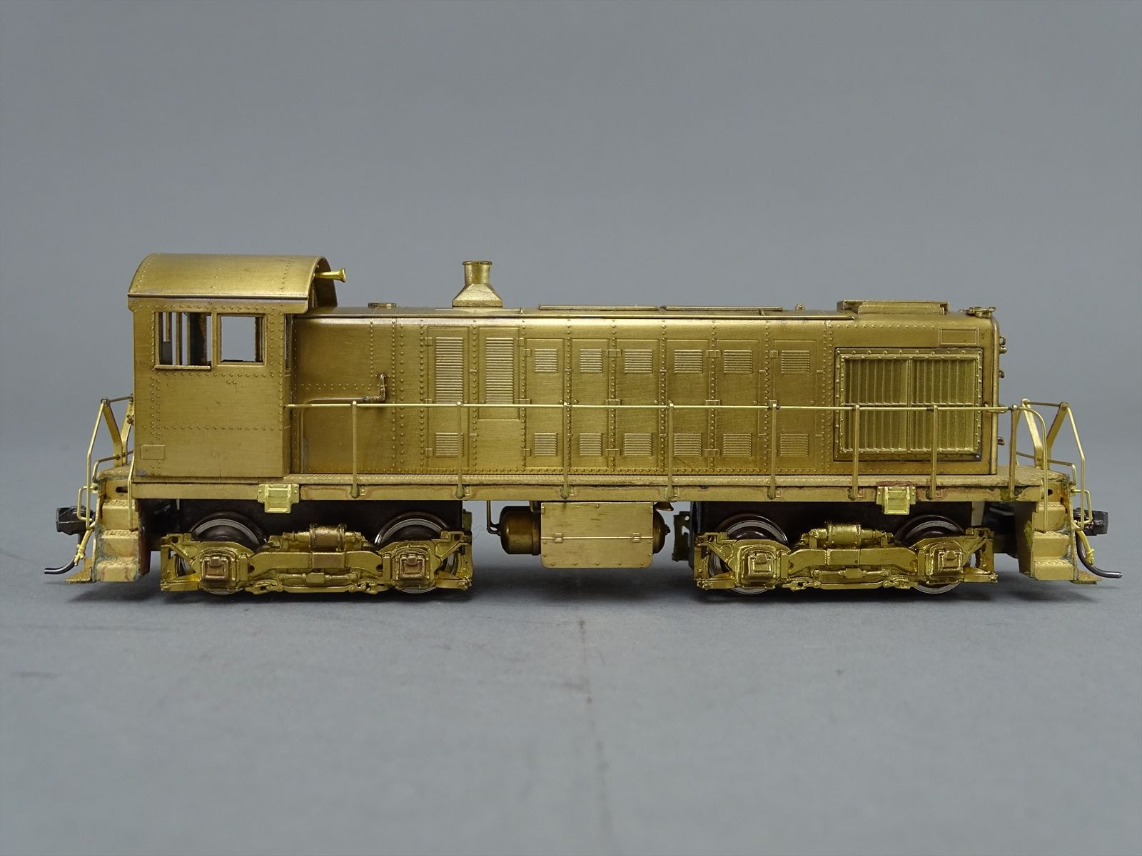 HO Brass Model - ALCO D-129 S-2 1000HP Switcher - Unpainted - 1976 Run ...
