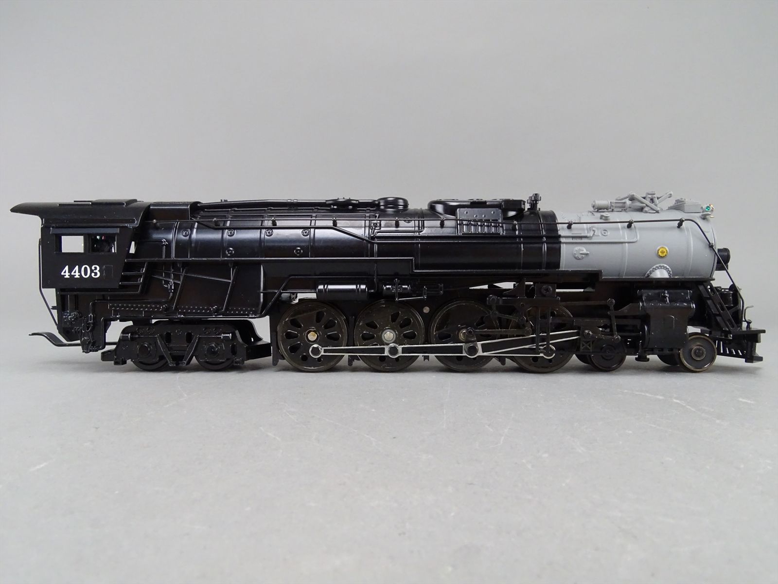 S Diecast Model - American Model - 48400G SP 4-8-4 Northern #4403 - FP