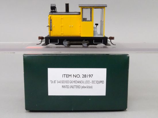 On30 Plastic Model - Bachmann Spectrum 28197 0-4-0 Side Rod Gas