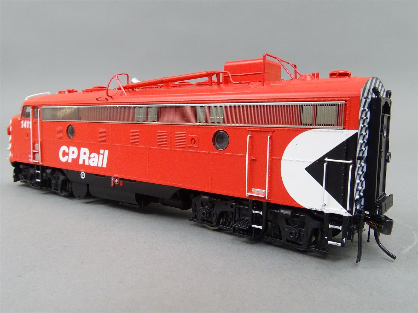 HO Scale Plastic - Rapido 210004 CP CPR CP Rail The Canadian F9 ABA ...