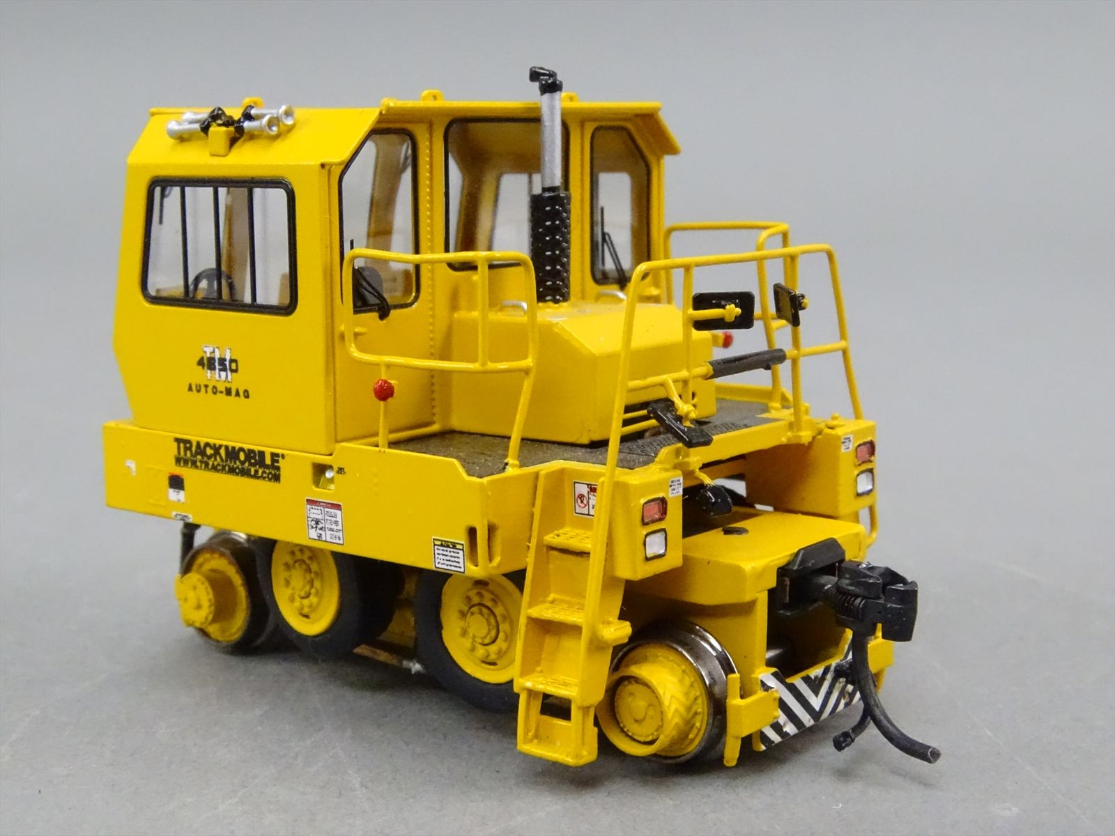 579726_5