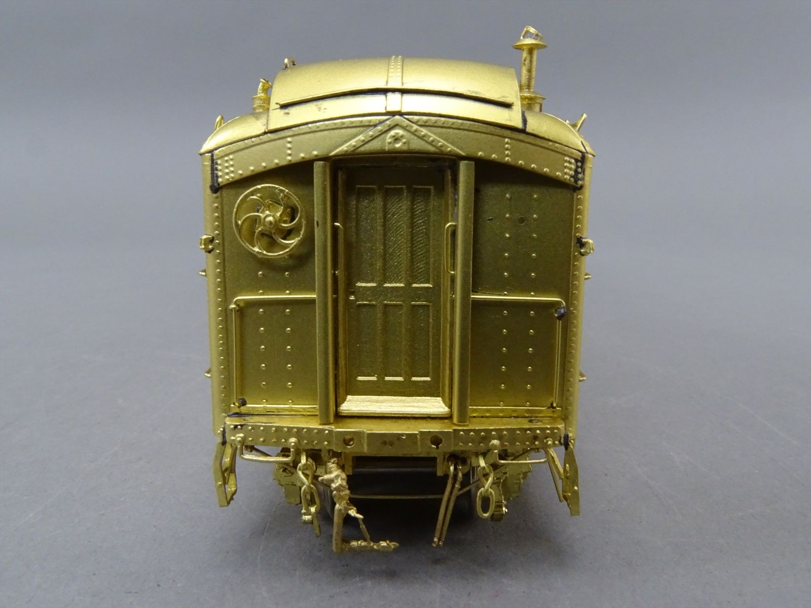 HO Brass Model - W&R NP Northern Pacific Mail & Express Car w/ Center ...