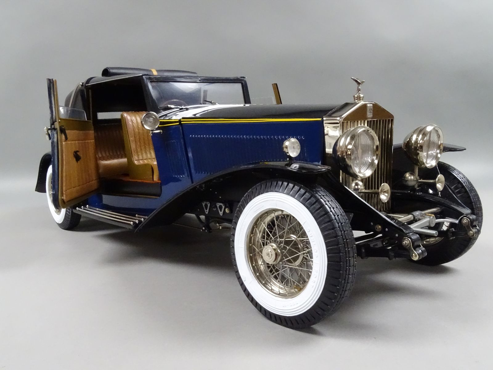 Pocher 1:8 - Voiture miniature - Rolls Royce Sedanca Coupé Phantom II