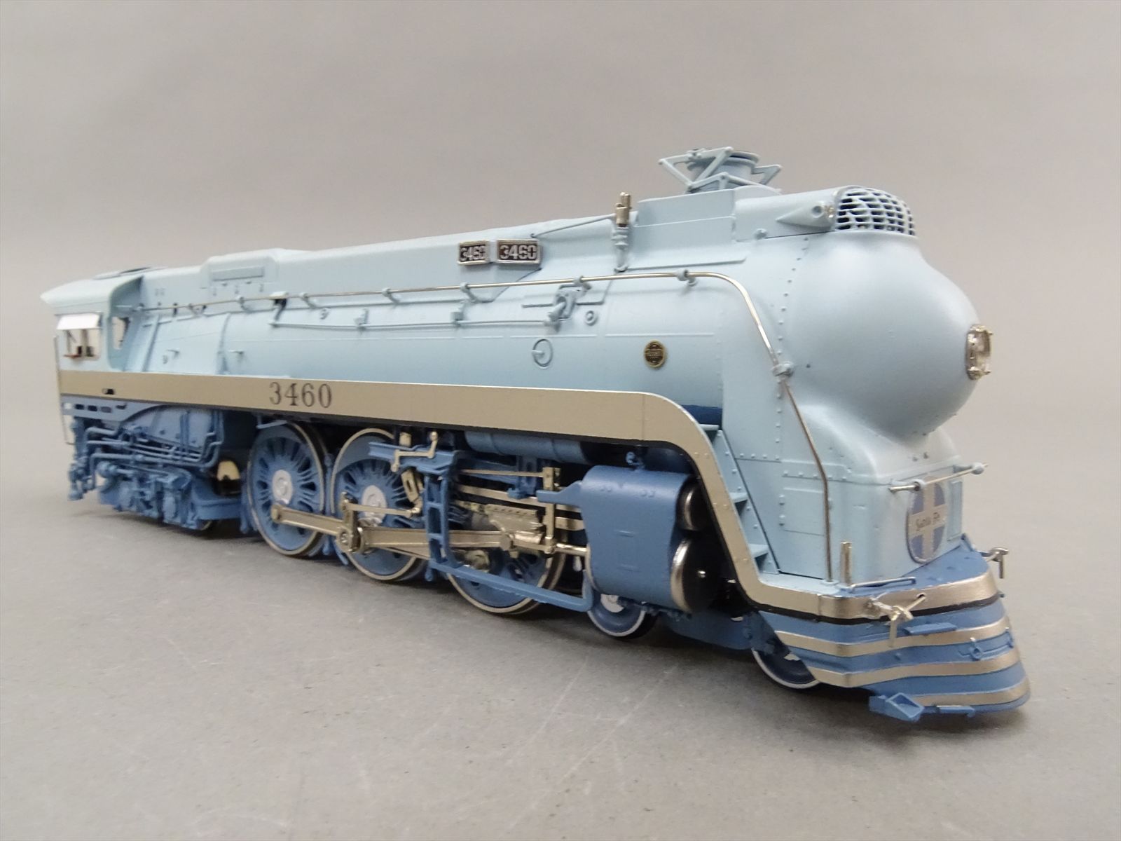 HO Brass Model - Hallmark Super Crown AT&SF Santa Fe Streamlined Blue ...