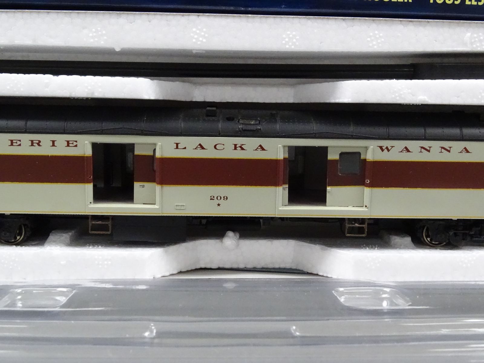 HO Plastic Model - Rapido ERIE / Lackawanna Lot of 10 Cars - F/P - AS ...