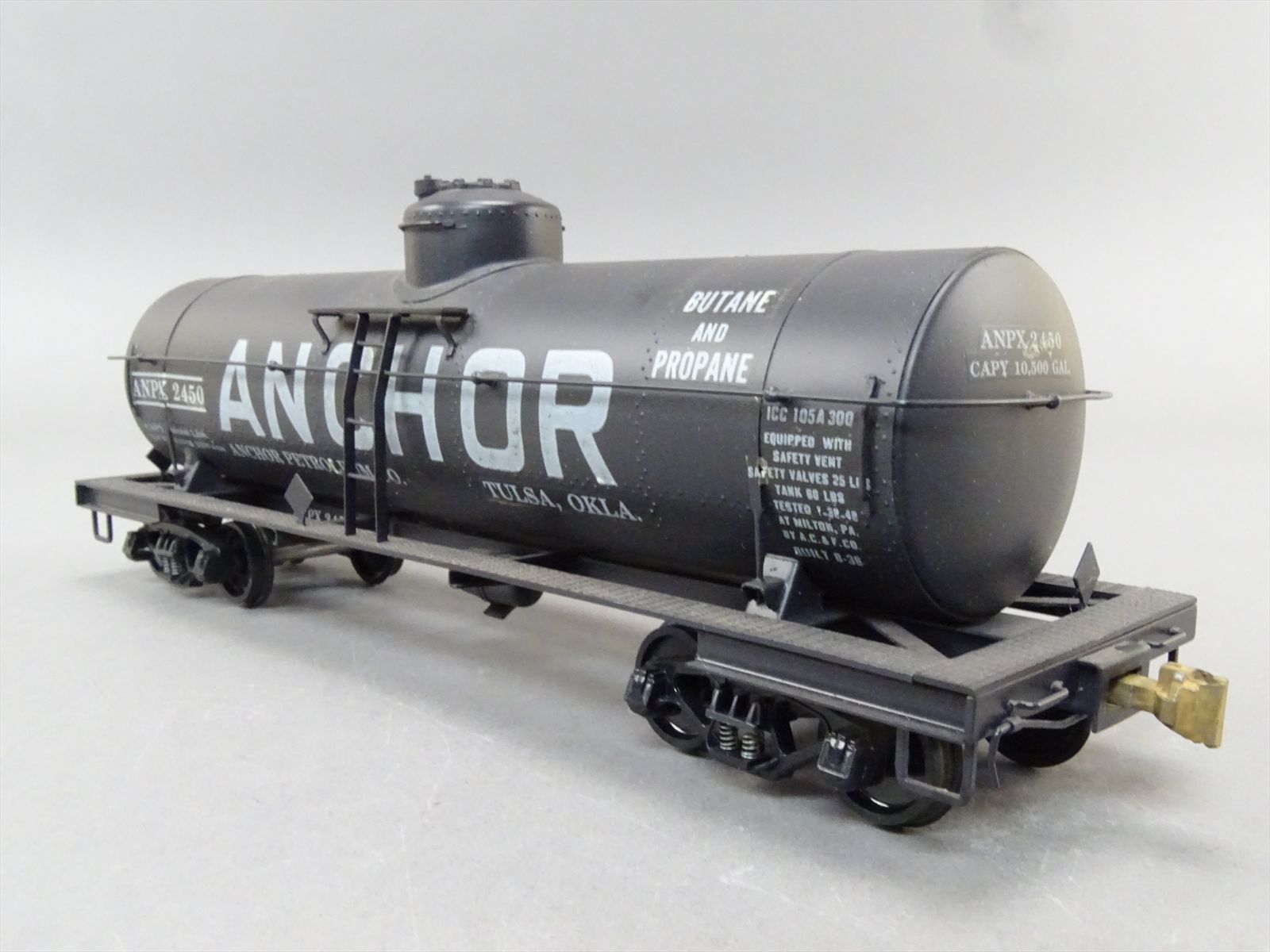O Brass Model - USH 301 ANPX Anchor 8000 Gallon Single Dome Tank Car ...