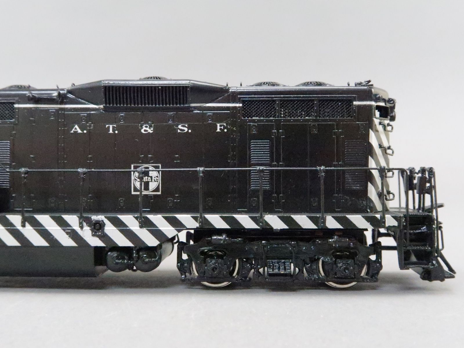 HO Brass Model - Key AT&SF Santa Fe GP7 Phase I Zebra Stripe #2691 - F ...