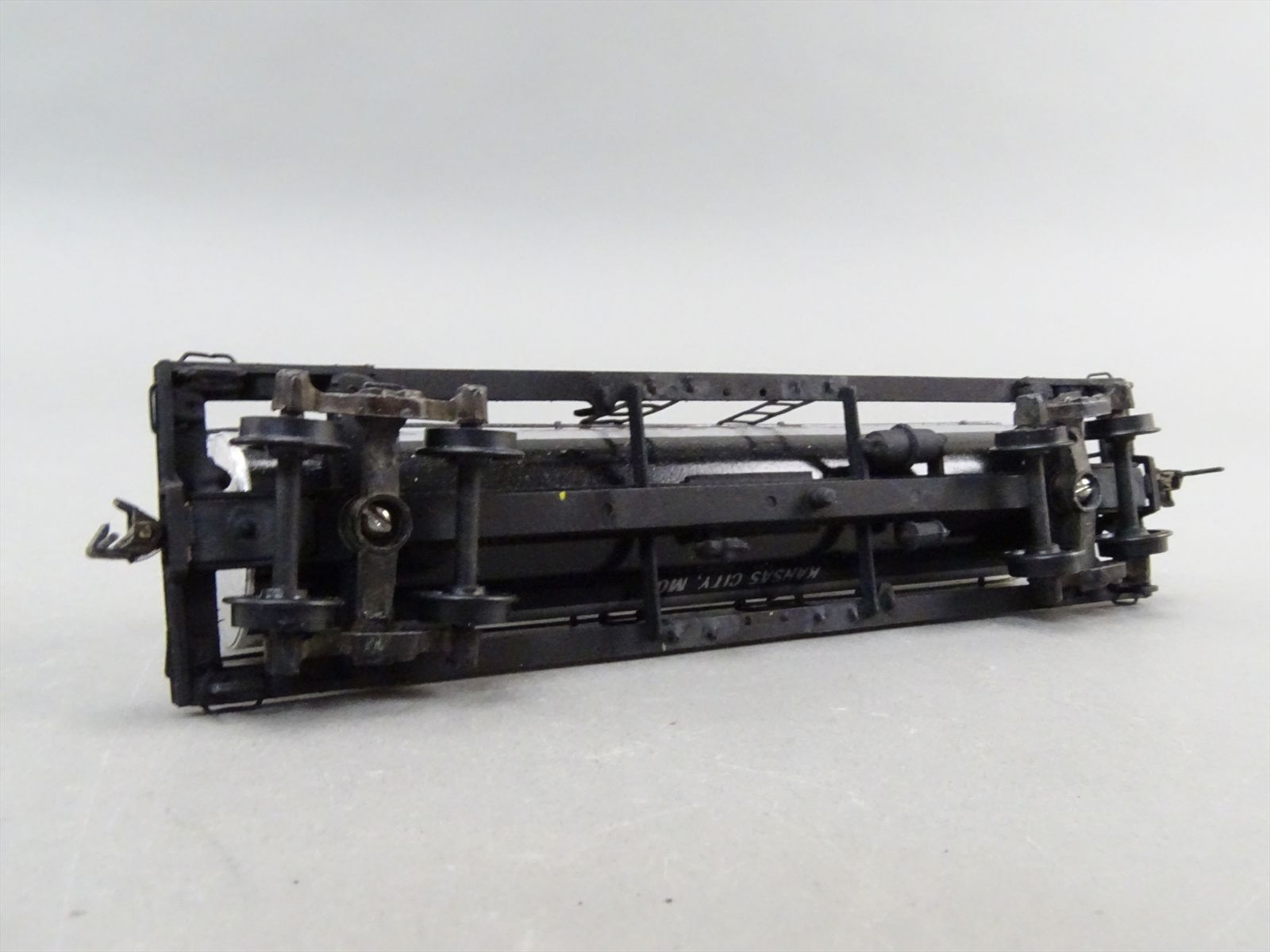 HO Built-Up Metal Car Kit - Thomas Tank NATX Ambrose Wine Co. 6-Dome ...