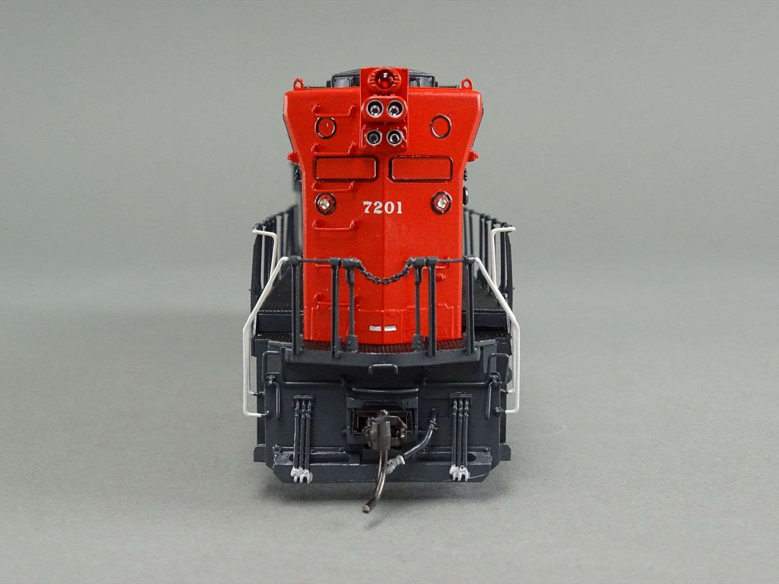 HO Brass Model - OMI 5123.2 SP Southern Pacific GP40X Locotrol Slave ...