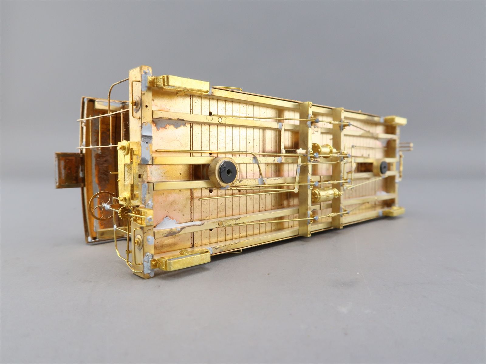 thumbnail image 2 of Precision Scale HO #31968 – Brass Leaf Springs For D&RGW Caboose, Unpainted (Pkg Of 10) 2 of 5