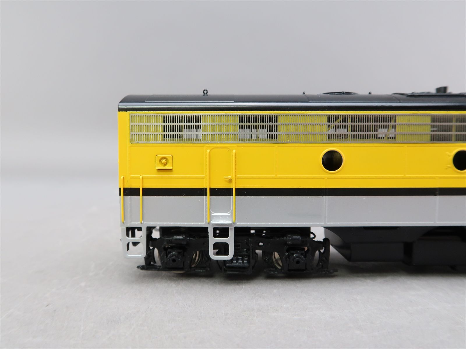 HO Brass Model - Oriental D&RGW EMD F9 F9B Stripe - F/P - 1989 Run ...