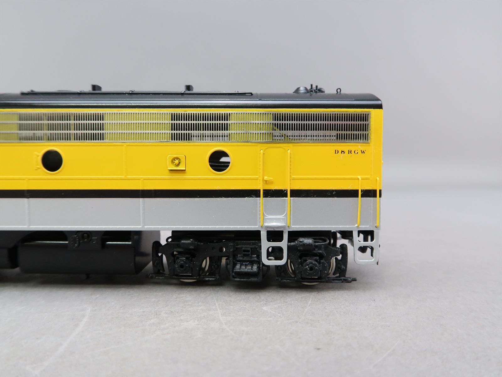 HO Brass Model - Oriental D&RGW EMD F9 F9B Stripe - F/P - 1989 Run ...