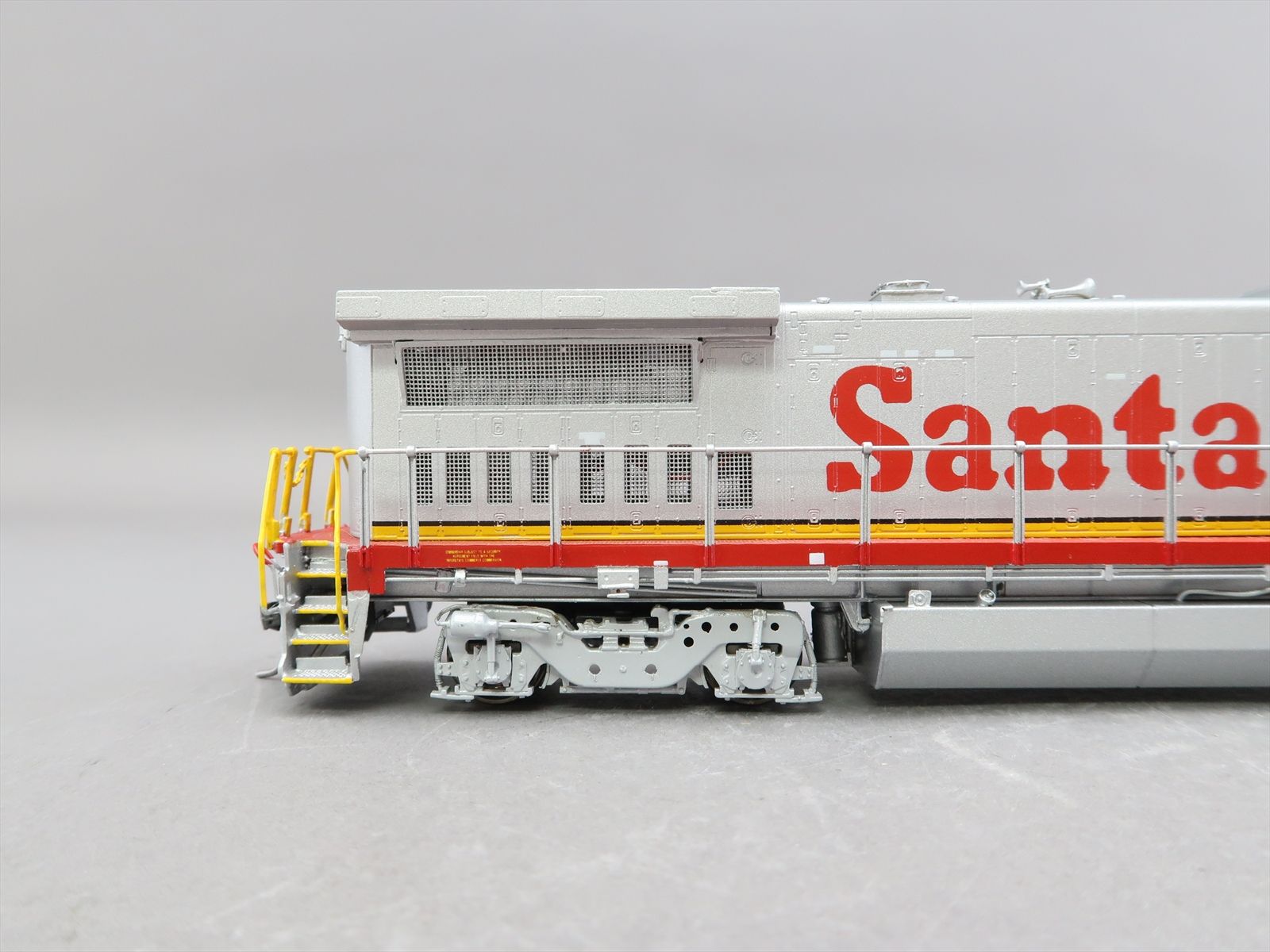 HO Brass Model - OMI 5841.1 AT&SF Santa Fe Dash 8-40BW Gull Wing Cab ...
