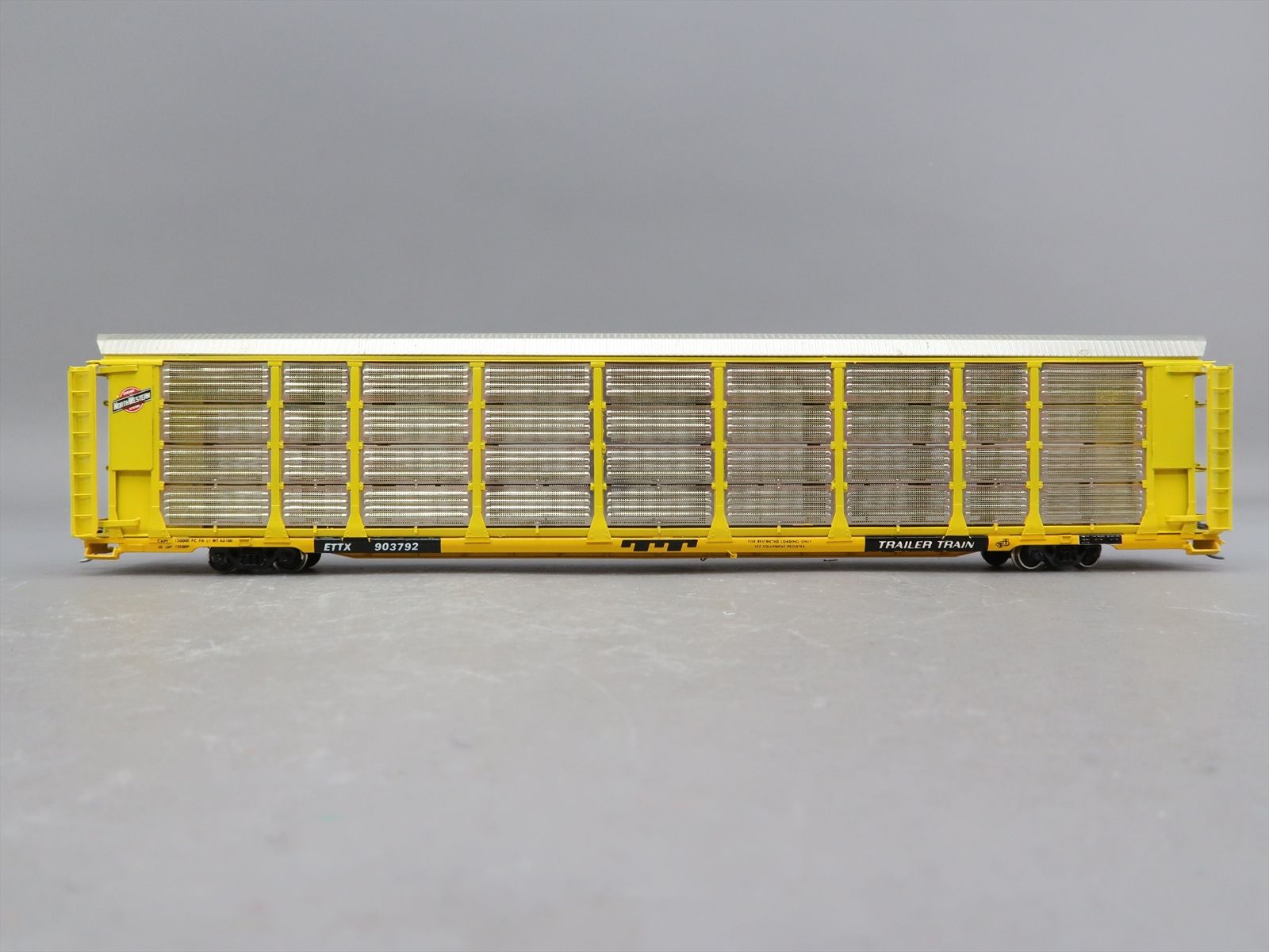 HO Brass Model - OMI 3119 C&NW Chicago & Northwestern TTUX Thrall Tri ...