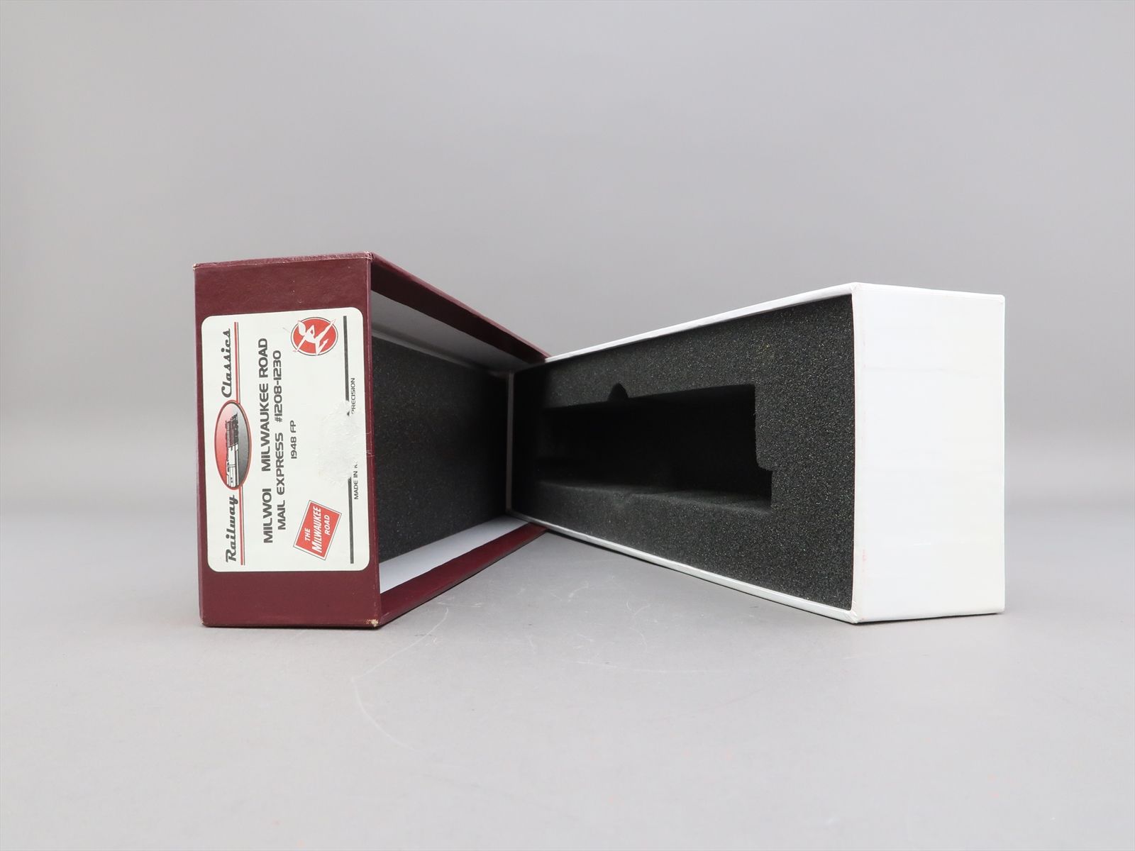 HO Brass Model - RWC MILW01 Milwaukee Mail Express 1948 Hiawatha #1213 ...