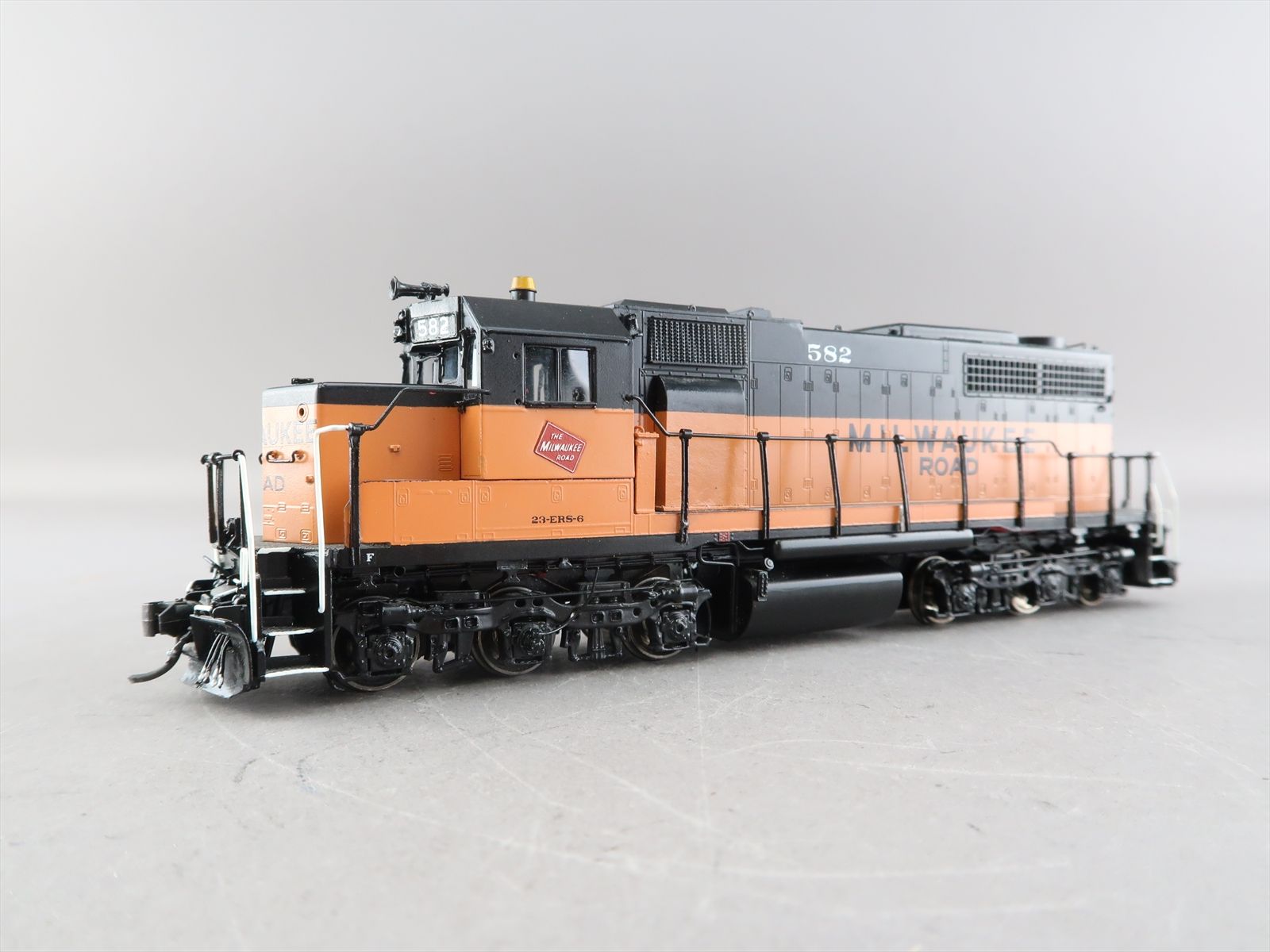 HO Brass Model - OMI 5119.1 Milwaukee Road SDL39 #582 - F/P - 1994 Run ...