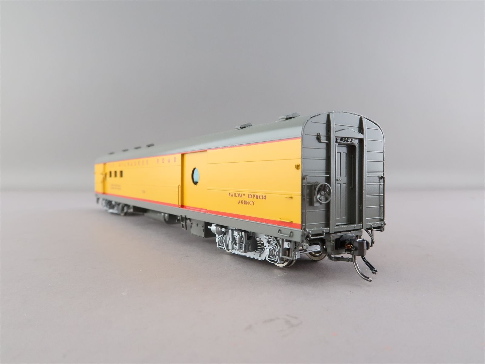 HO Brass Model - RWC MILW01 Milwaukee Hiawatha Mail Express #1210 - F/P ...