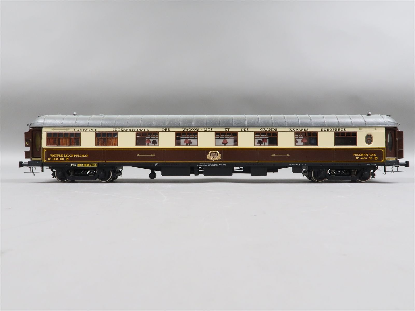 Hornby R625 CIWL Compagnie International des Wagons Lits Pullman coach