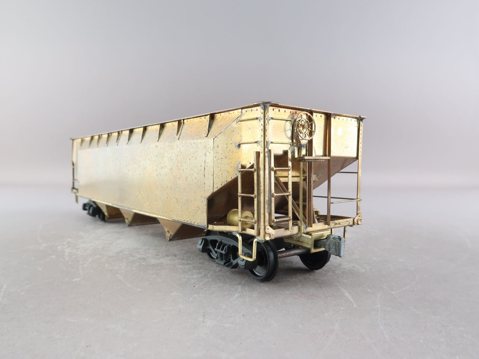 O Brass Model - USH U.S. Hobbies 701 Offset Side Triple Hopper 3-Bay ...
