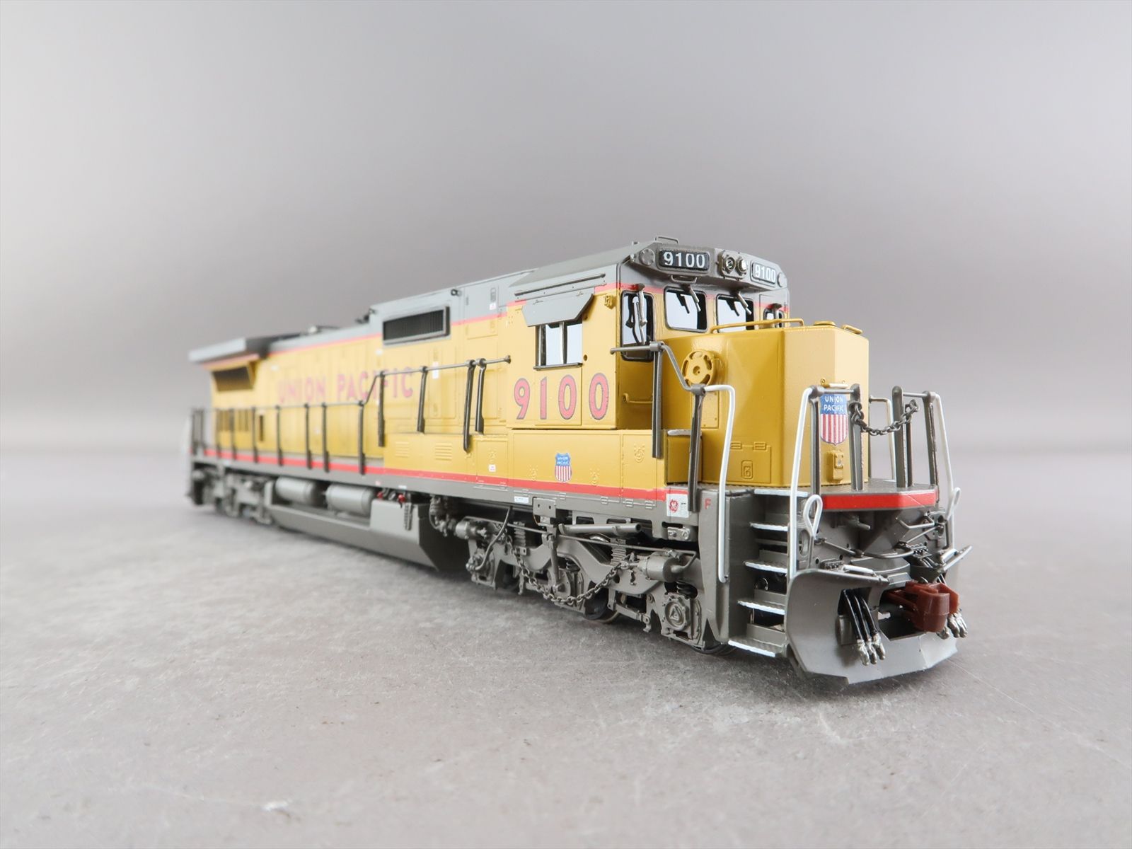 HO Brass Model - OMI 5135 UP Union Pacific Dash 8-40C #9100 - Custom ...