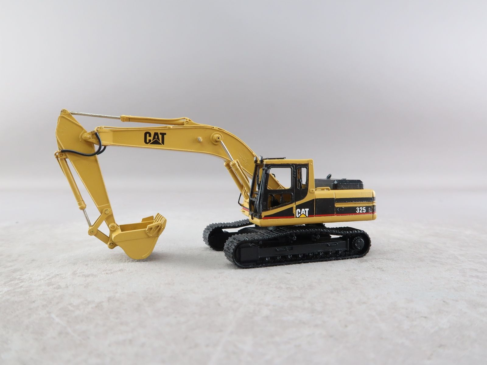 HO Brass Model - CCM Classic Construction Models CAT 325L Excavator - F/P